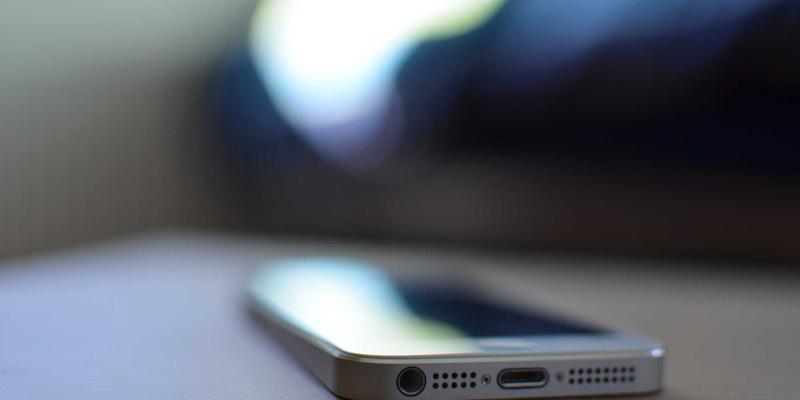 Wi-Fi 6 vs Wi-Fi 7核心技术深度解析:下一代无线网络如何重塑企业办公与智能家居